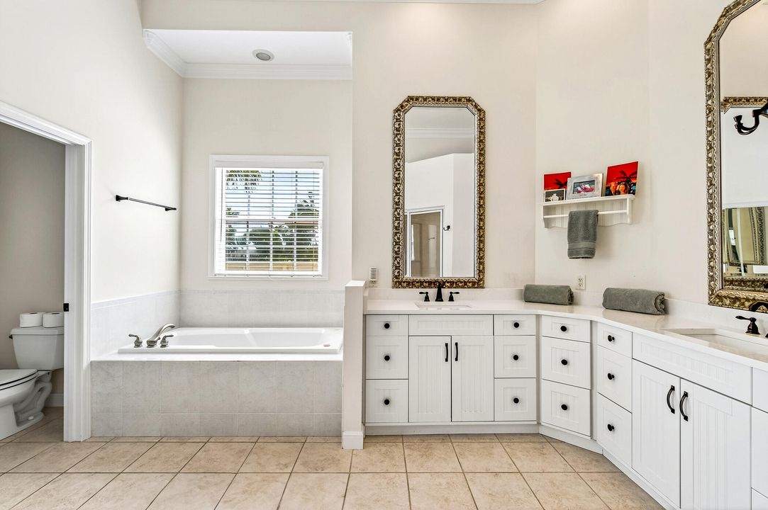 En Venta: $875,000 (4 camas, 4 baños, 3428 Pies cuadrados)