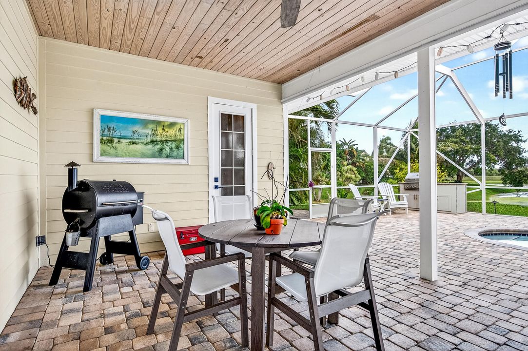 En Venta: $875,000 (4 camas, 4 baños, 3428 Pies cuadrados)