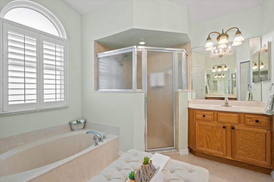 For Sale: $490,000 (3 beds, 2 baths, 2122 Square Feet)