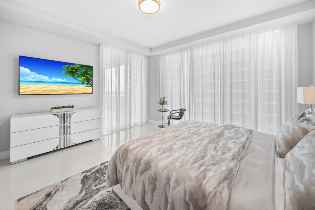 For Sale: $2,055,000 (2 beds, 2 baths, 1755 Square Feet)