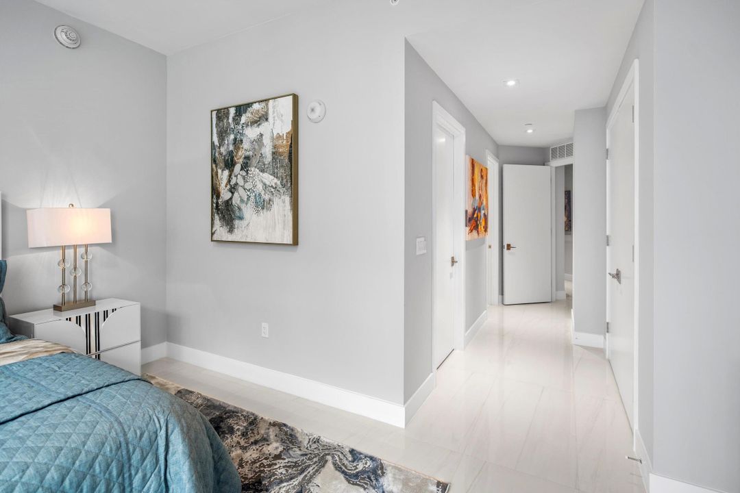 For Sale: $2,055,000 (2 beds, 2 baths, 1755 Square Feet)