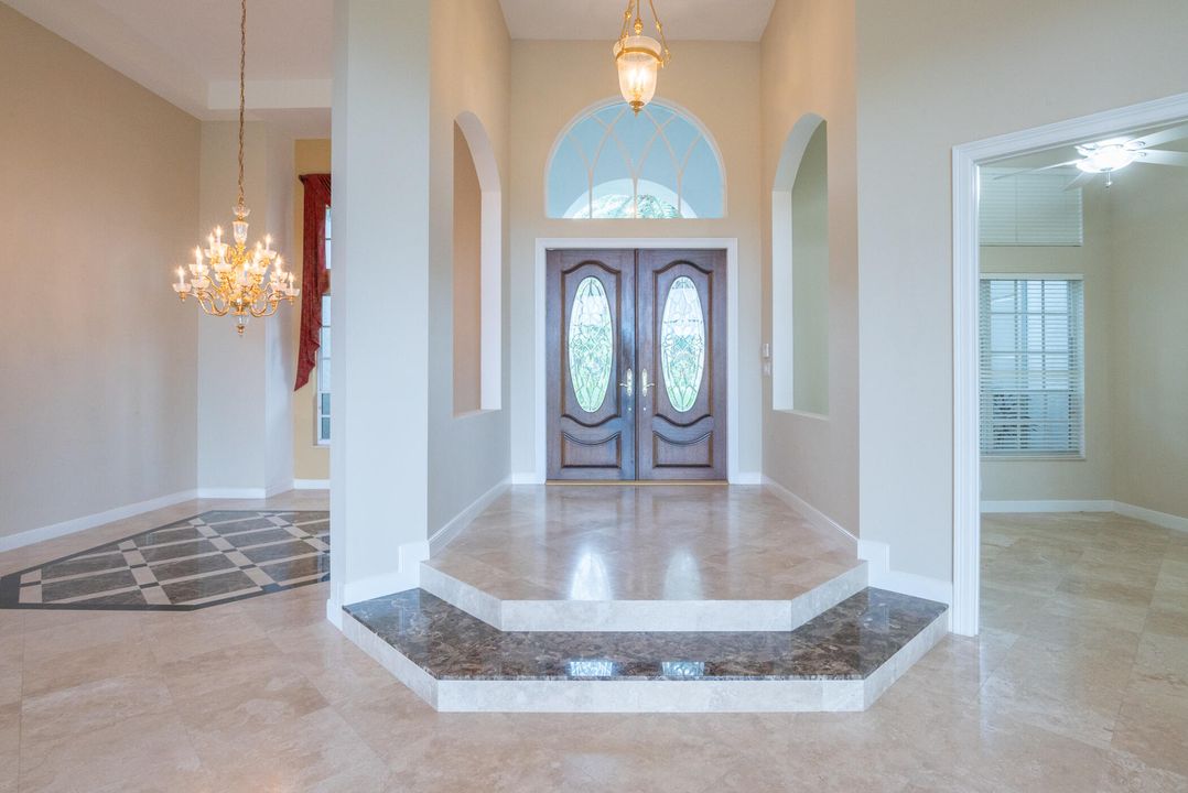 待售: $1,099,000 (4 贝兹, 4 浴室, 3790 平方英尺)