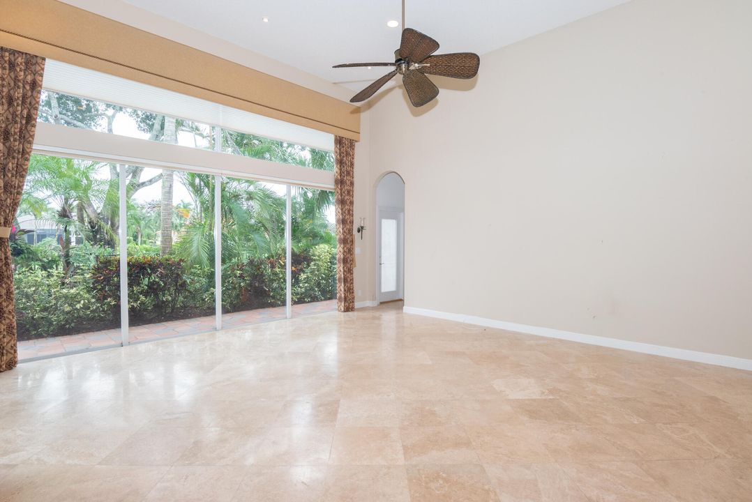 待售: $1,099,000 (4 贝兹, 4 浴室, 3790 平方英尺)