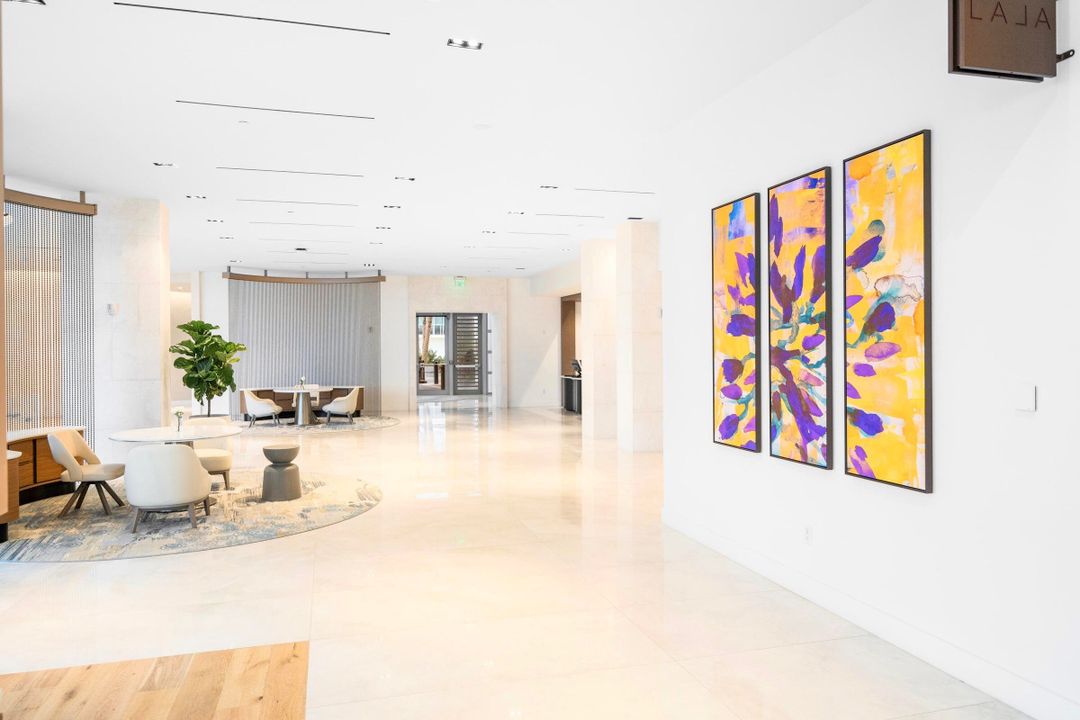 For Sale: $2,055,000 (2 beds, 2 baths, 1755 Square Feet)