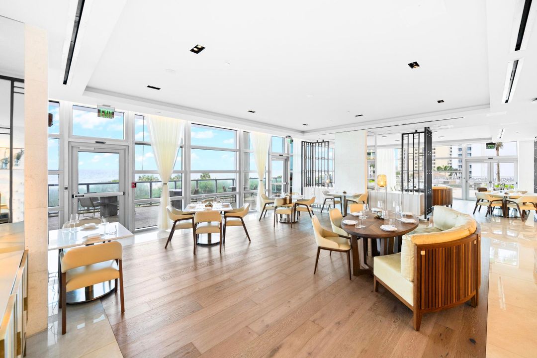 For Sale: $2,055,000 (2 beds, 2 baths, 1755 Square Feet)