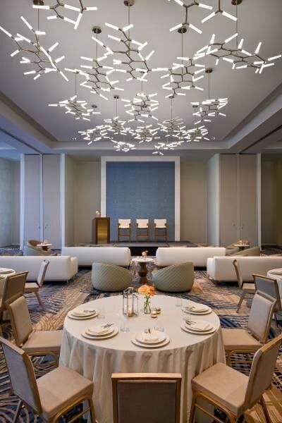 For Sale: $2,055,000 (2 beds, 2 baths, 1755 Square Feet)