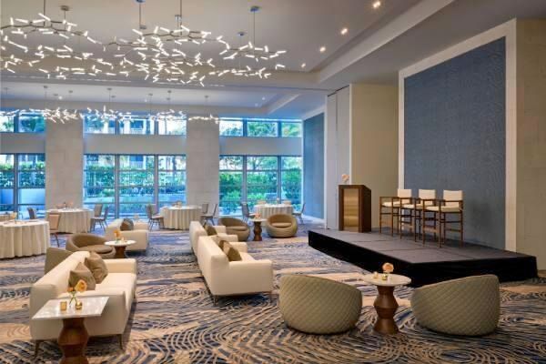 For Sale: $2,055,000 (2 beds, 2 baths, 1755 Square Feet)