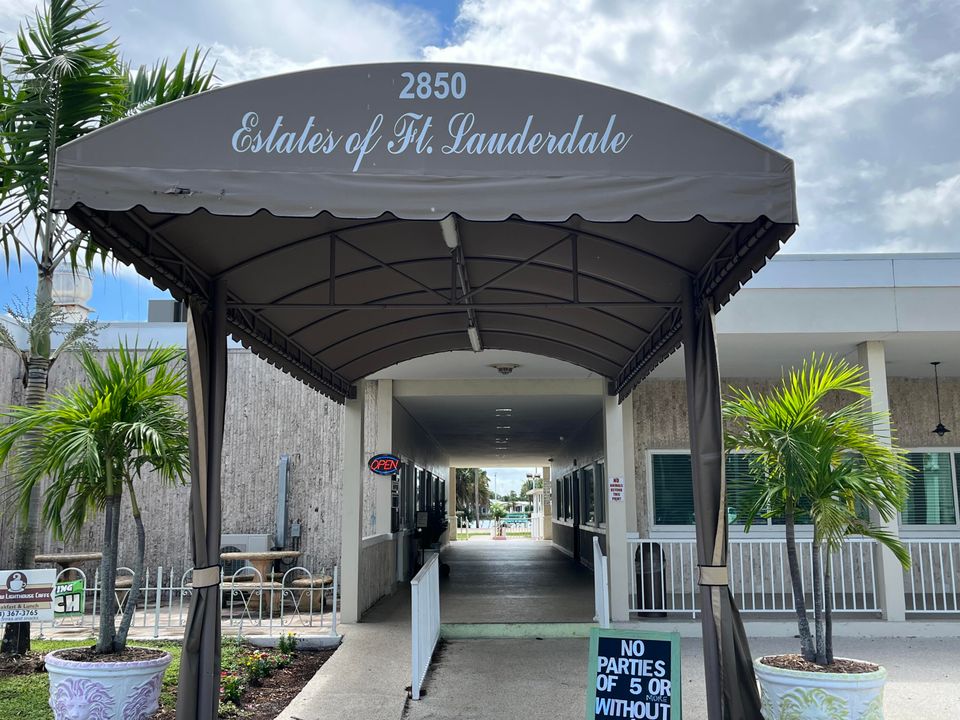 For Sale: $138,944 (2 beds, 1 baths, 672 Square Feet)