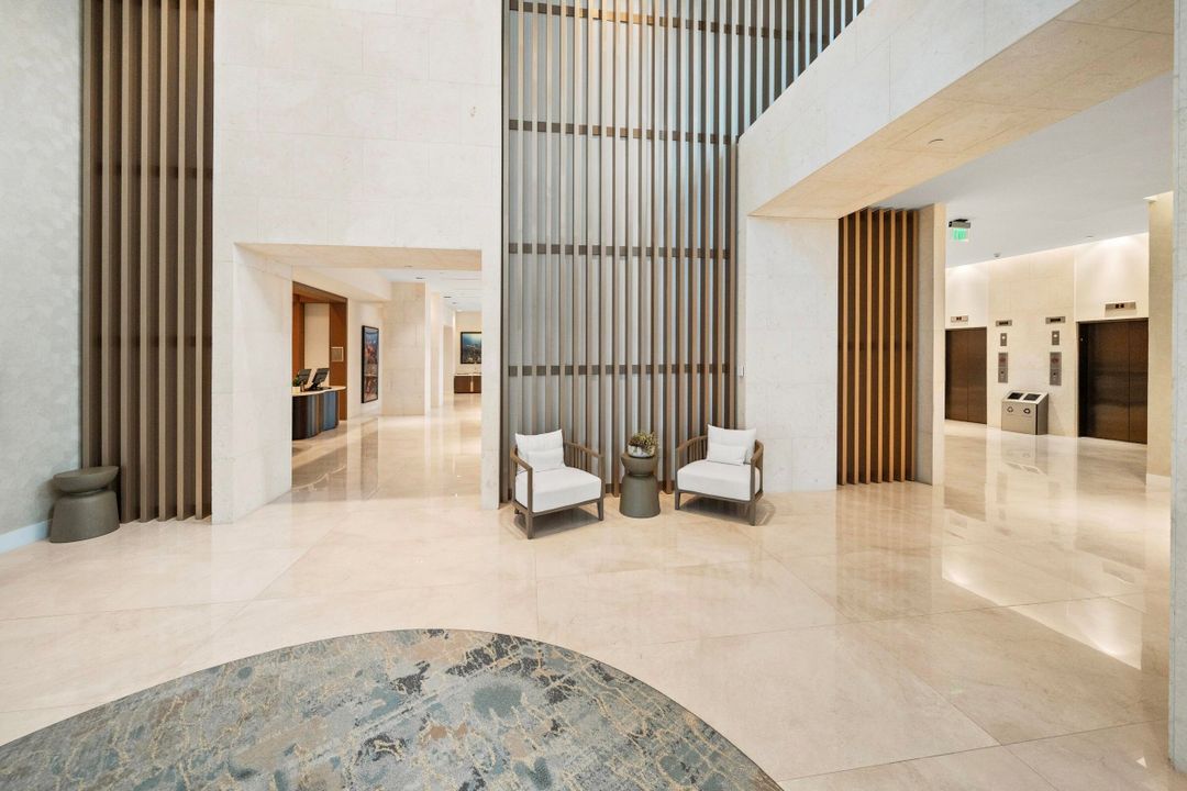 For Sale: $2,055,000 (2 beds, 2 baths, 1755 Square Feet)