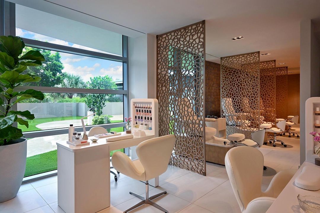 For Sale: $2,055,000 (2 beds, 2 baths, 1755 Square Feet)