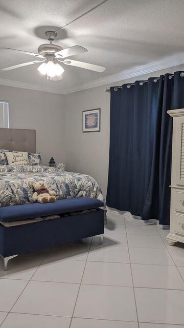 For Sale: $119,000 (2 beds, 1 baths, 894 Square Feet)