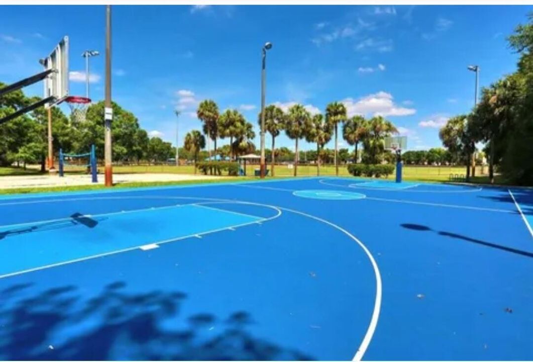 Activo con contrato: $2,000 (2 camas, 2 baños, 1116 Pies cuadrados)