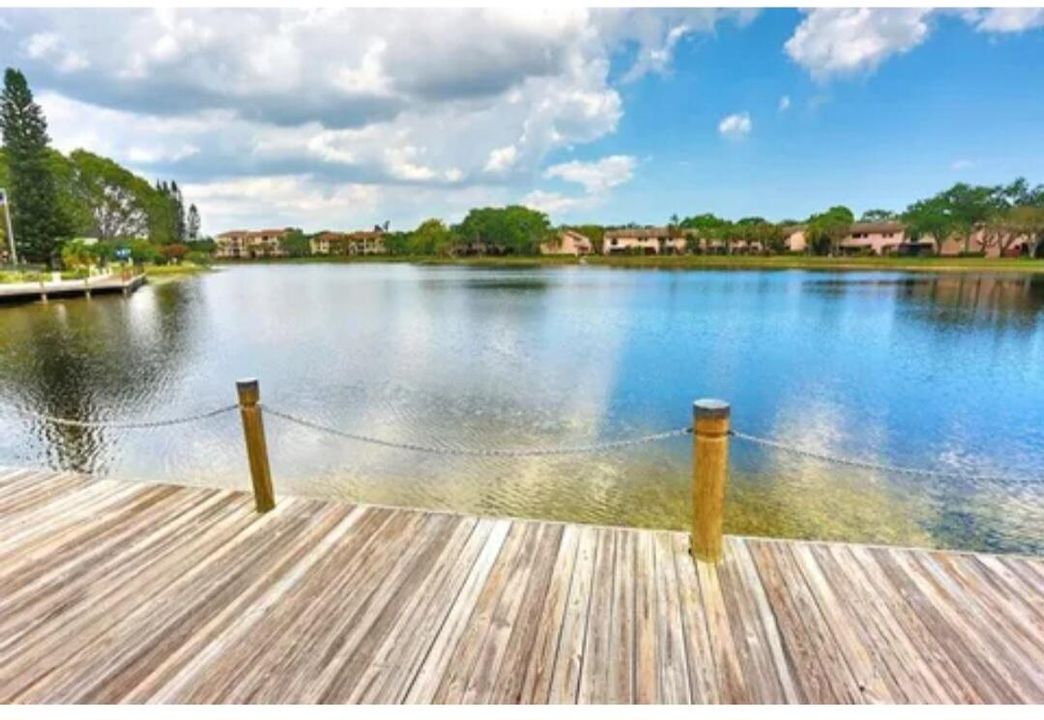 Activo con contrato: $2,000 (2 camas, 2 baños, 1116 Pies cuadrados)