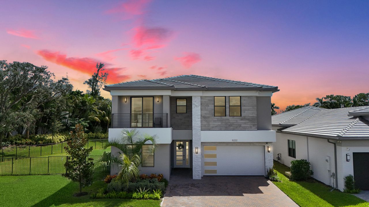 Active With Contract: $2,250,000 (5 beds, 7 baths, 4605 Square Feet)