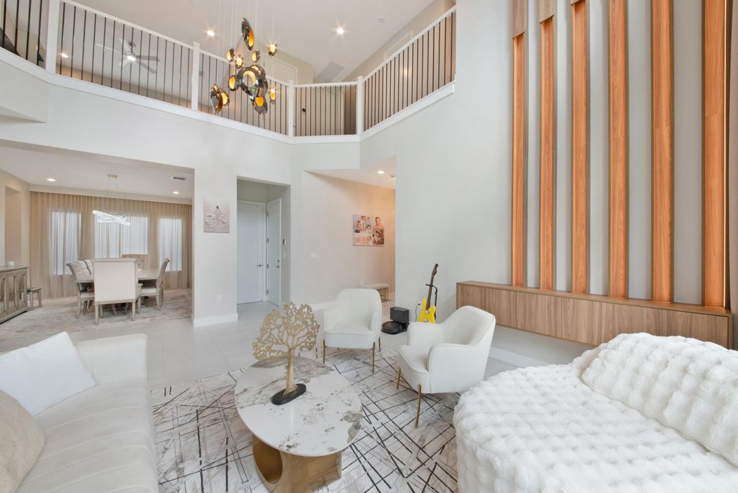 Active With Contract: $2,250,000 (5 beds, 7 baths, 4605 Square Feet)