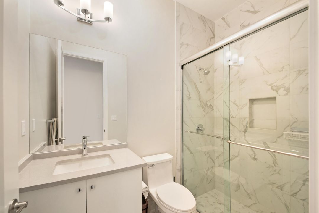 Active With Contract: $2,250,000 (5 beds, 7 baths, 4605 Square Feet)