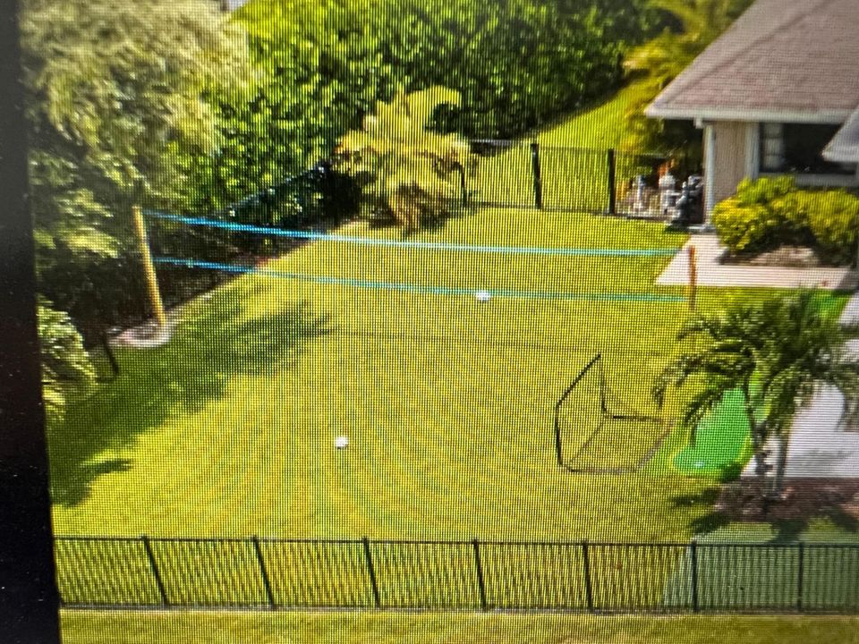 出租: $11,000 (3 贝兹, 2 浴室, 2000 平方英尺)