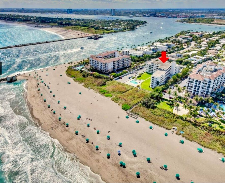 Active With Contract: $380,000 (1 beds, 1 baths, 774 Square Feet)