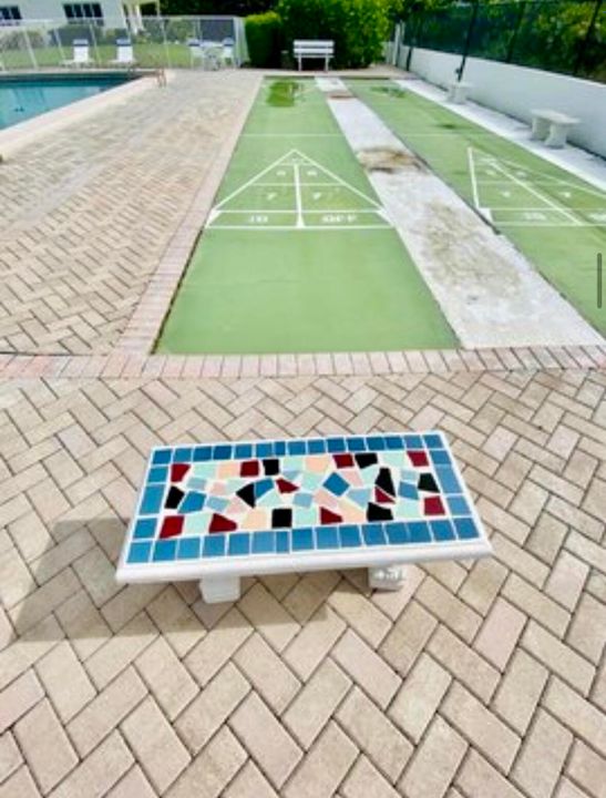 Active With Contract: $380,000 (1 beds, 1 baths, 774 Square Feet)