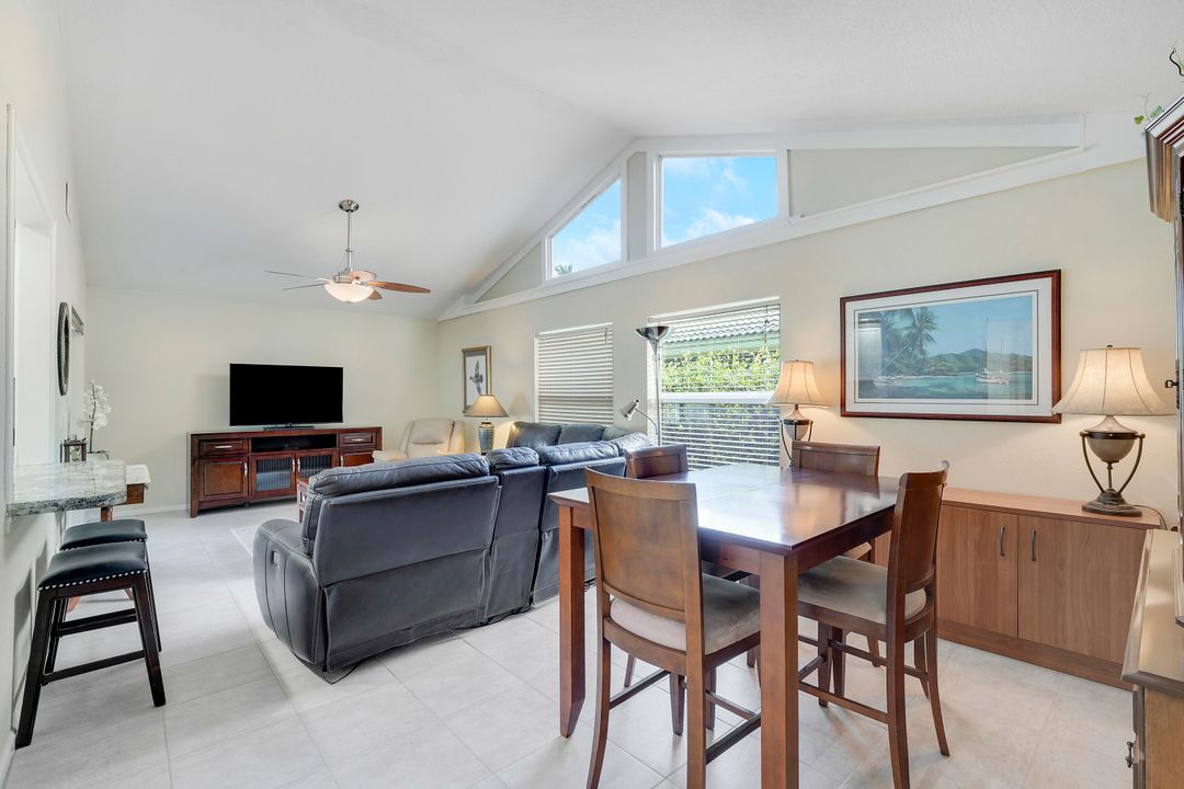 Activo con contrato: $700,000 (3 camas, 2 baños, 1891 Pies cuadrados)