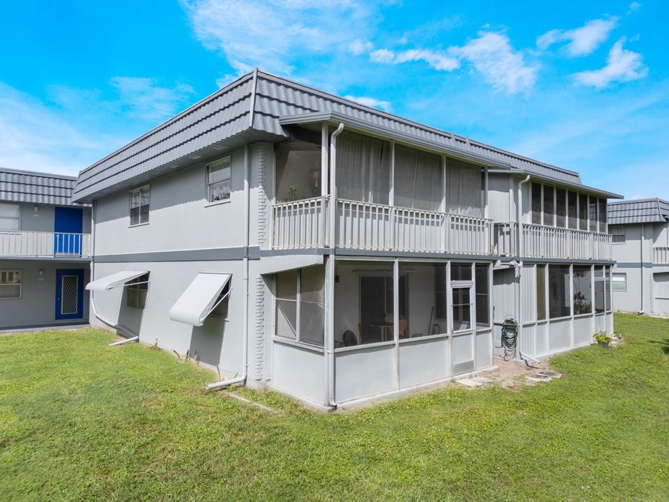 待售: $86,999 (1 贝兹, 1 浴室, 720 平方英尺)