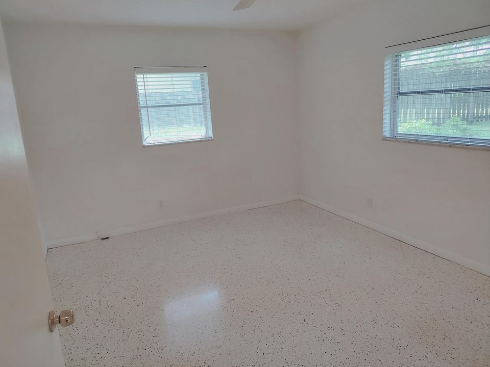 Active With Contract: $3,495 (2 beds, 2 baths, 1311 Square Feet)