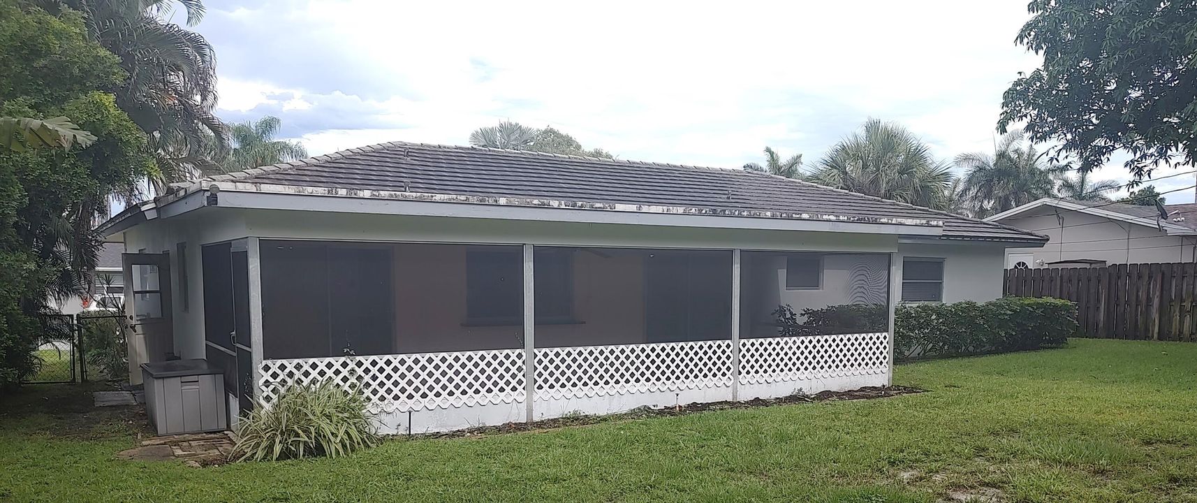 Active With Contract: $3,495 (2 beds, 2 baths, 1311 Square Feet)