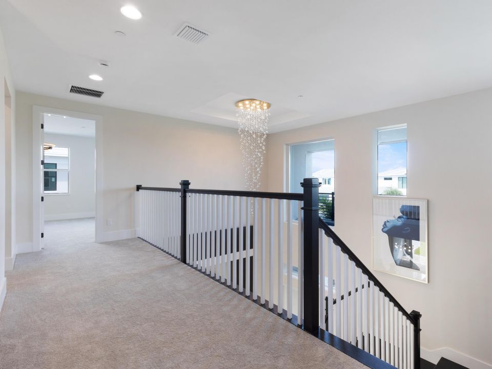 For Rent: $18,500 (5 beds, 6 baths, 5322 Square Feet)