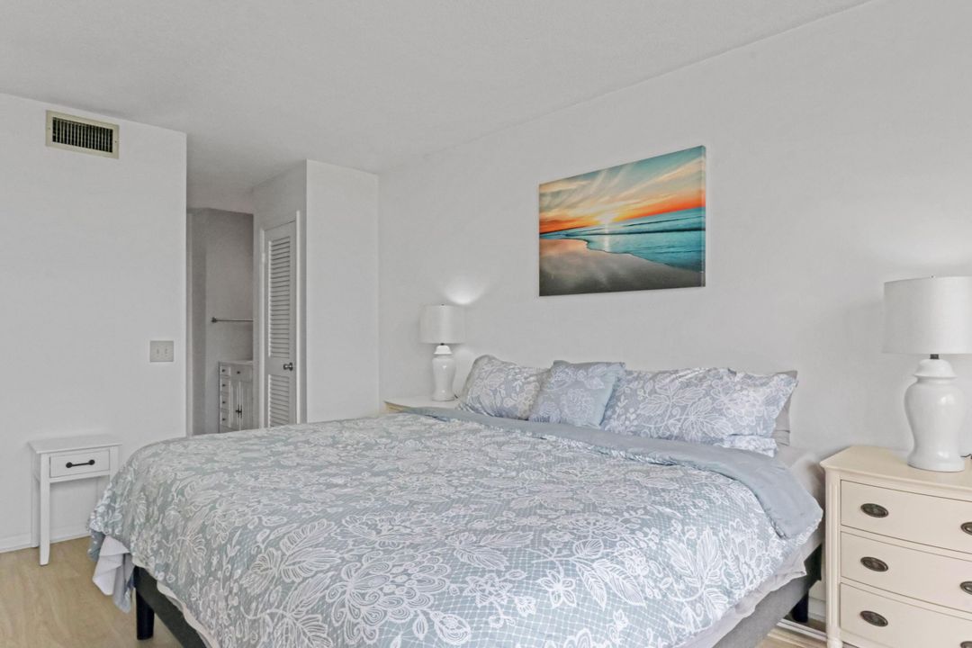 出租: $3,000 (2 贝兹, 2 浴室, 1200 平方英尺)