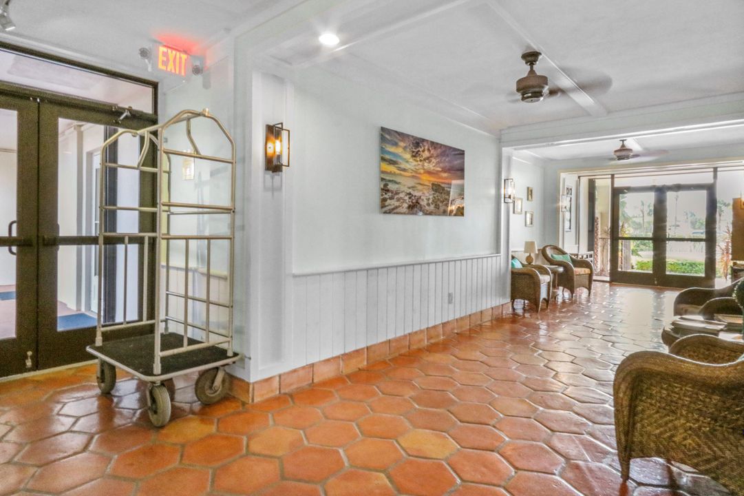 出租: $3,000 (2 贝兹, 2 浴室, 1200 平方英尺)