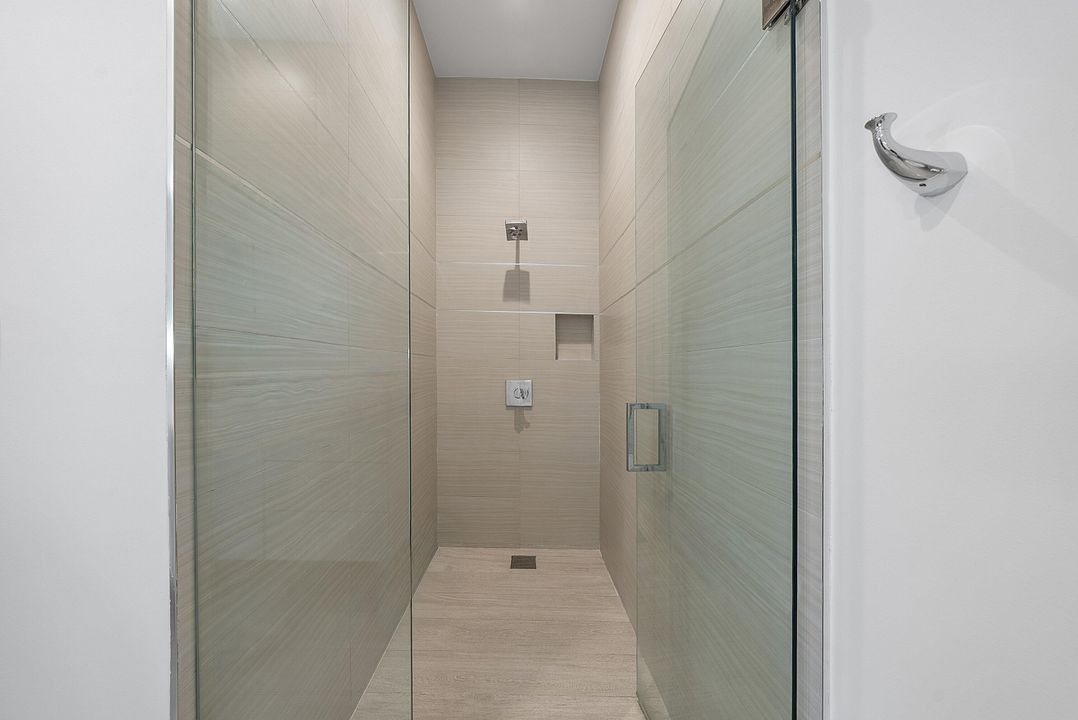 待售: $7,600,000 (7 贝兹, 6 浴室, 8130 平方英尺)