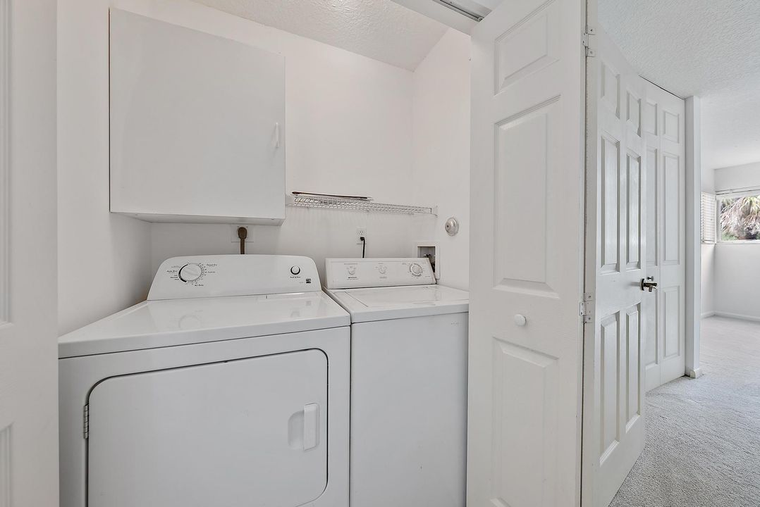 待售: $339,000 (2 贝兹, 2 浴室, 1254 平方英尺)