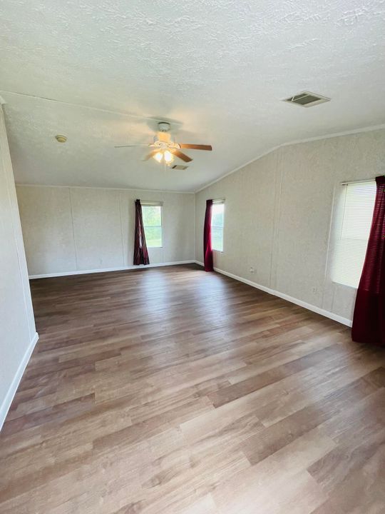 En Venta: $186,999 (2 camas, 2 baños, 1012 Pies cuadrados)