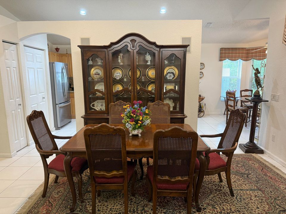 Active With Contract: $450,000 (3 beds, 2 baths, 1778 Square Feet)