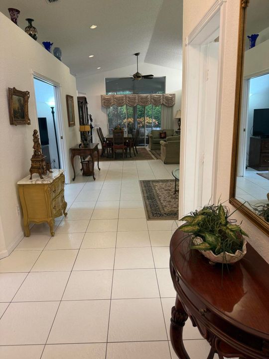 Active With Contract: $450,000 (3 beds, 2 baths, 1778 Square Feet)