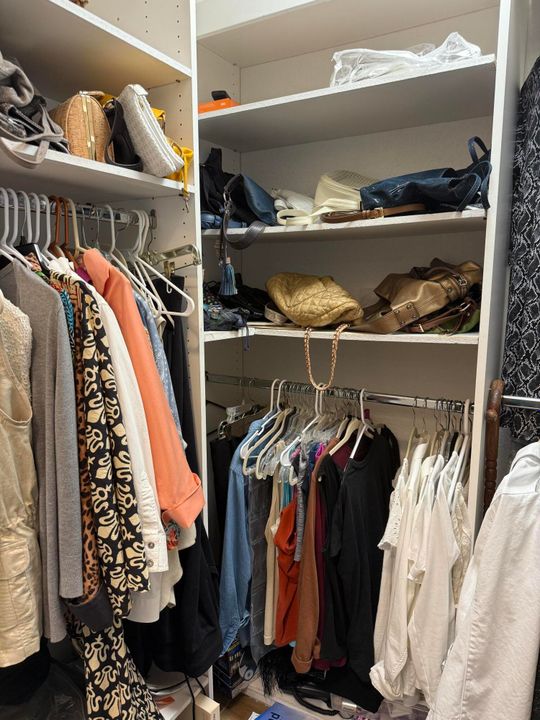 Active With Contract: $450,000 (3 beds, 2 baths, 1778 Square Feet)