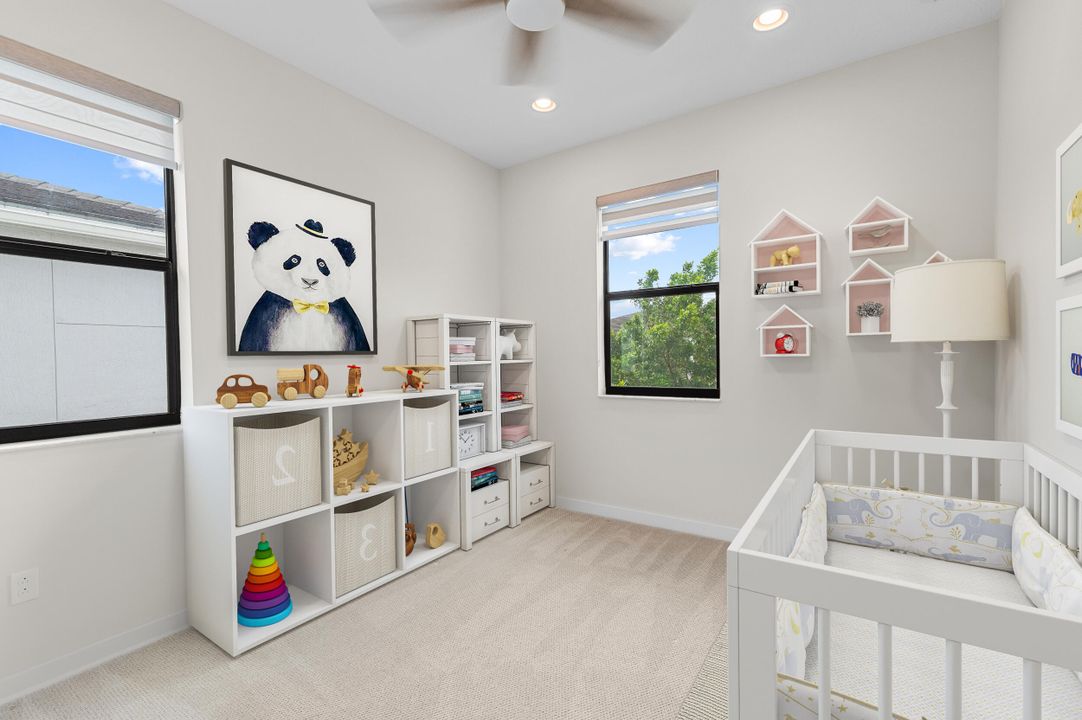 For Sale: $574,900 (3 beds, 2 baths, 2076 Square Feet)