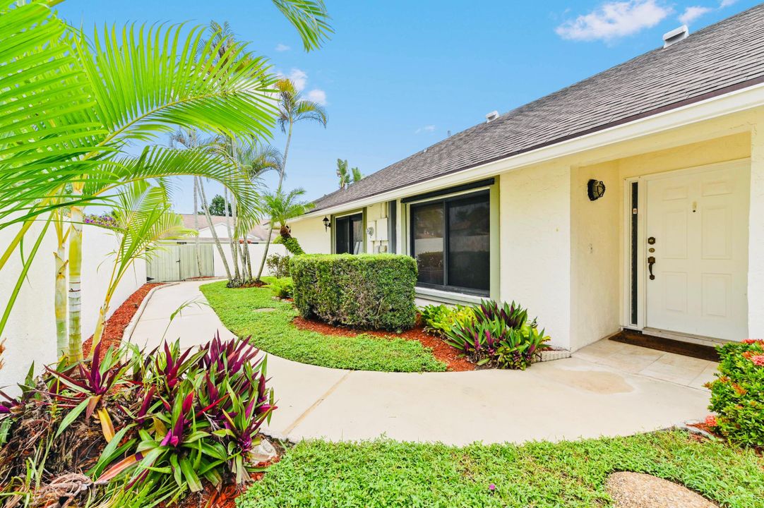 На продажу: $499,000 (3 спален, 2 ванн, 1440 Квадратных фут)