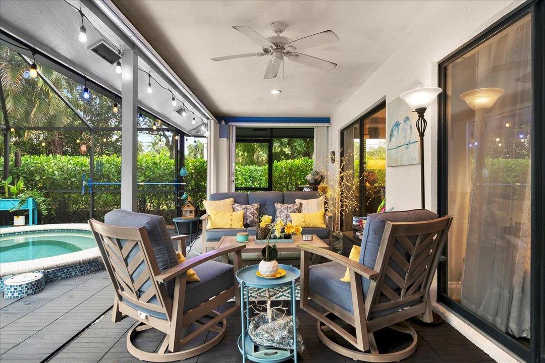 合同活跃: $775,000 (3 贝兹, 2 浴室, 1950 平方英尺)