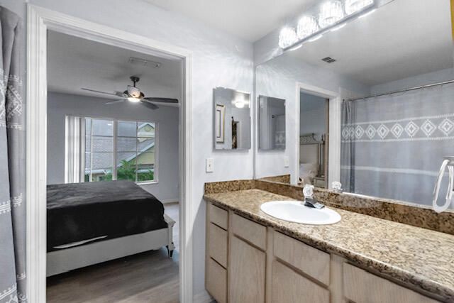 待售: $239,000 (2 贝兹, 2 浴室, 1298 平方英尺)