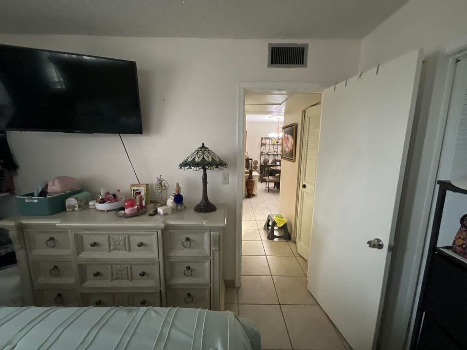 For Sale: $132,000 (2 beds, 2 baths, 1080 Square Feet)
