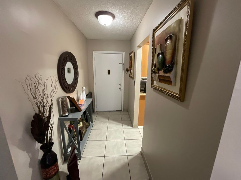 For Sale: $132,000 (2 beds, 2 baths, 1080 Square Feet)