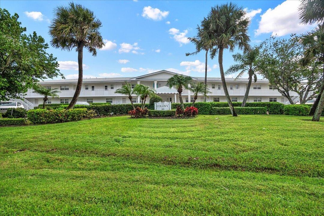 Activo con contrato: $4,000 (2 camas, 2 baños, 1260 Pies cuadrados)