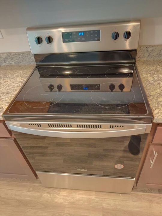 For Rent: $3,100 (4 beds, 3 baths, 2264 Square Feet)