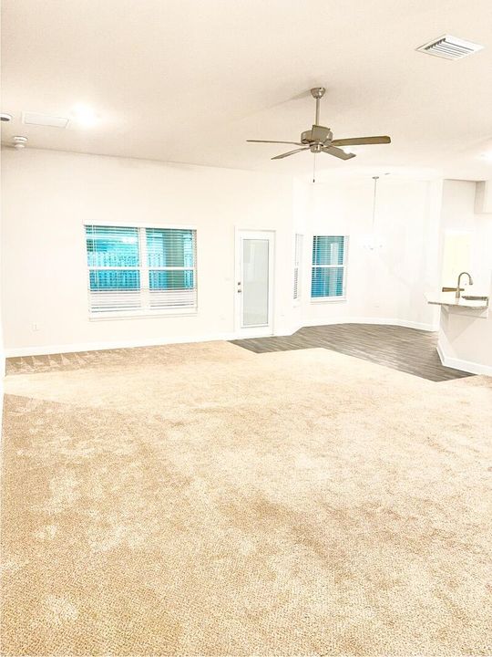 For Rent: $3,100 (4 beds, 3 baths, 2264 Square Feet)