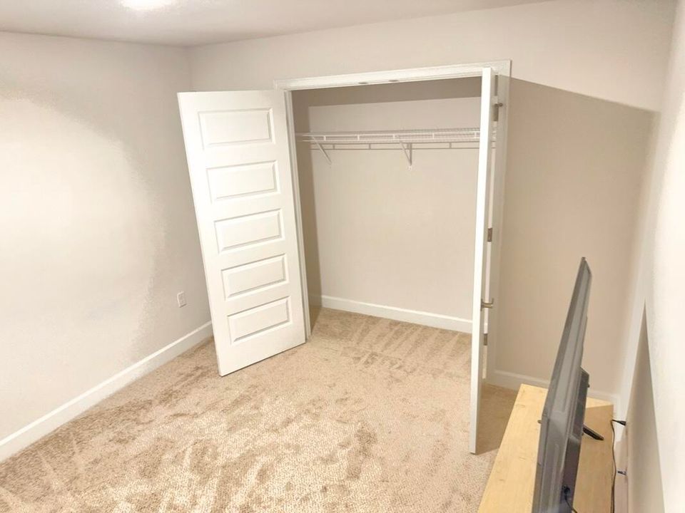 For Rent: $3,100 (4 beds, 3 baths, 2264 Square Feet)