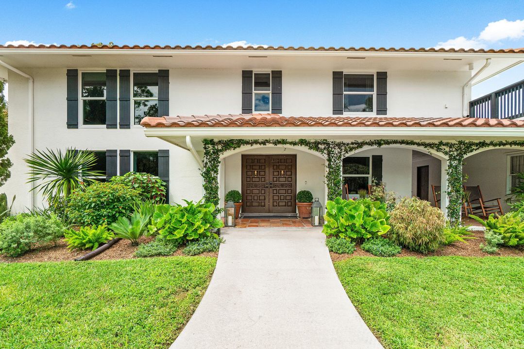 En Venta: $1,995,000 (5 camas, 3 baños, 2860 Pies cuadrados)