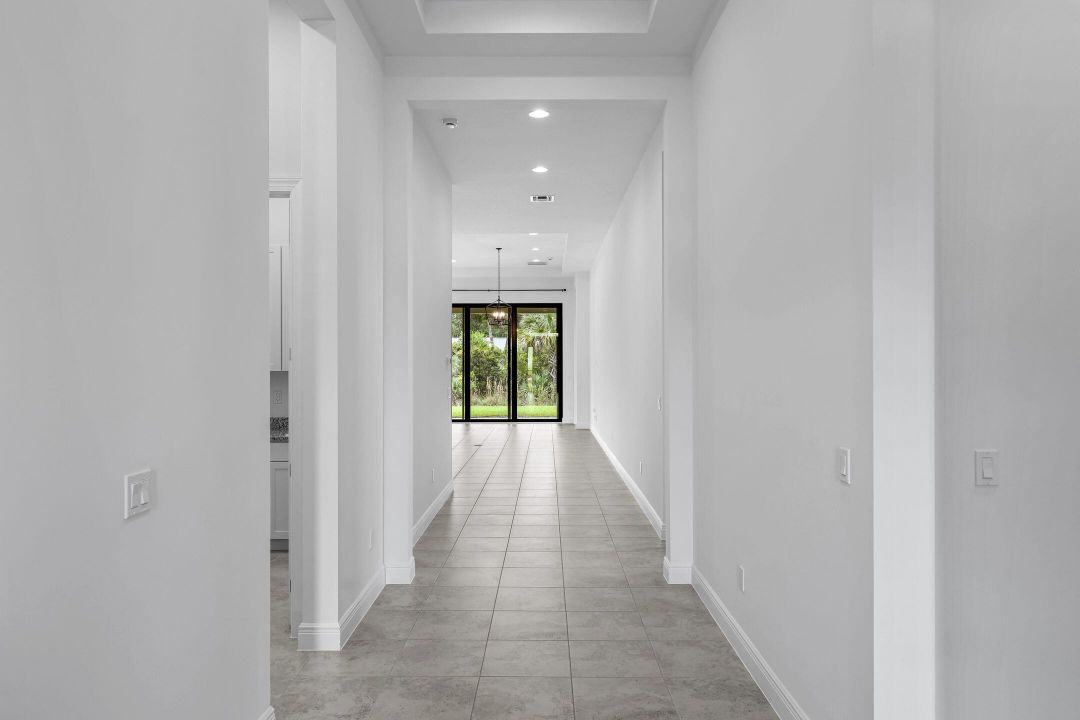 En Renta: $8,500 (4 camas, 3 baños, 2917 Pies cuadrados)