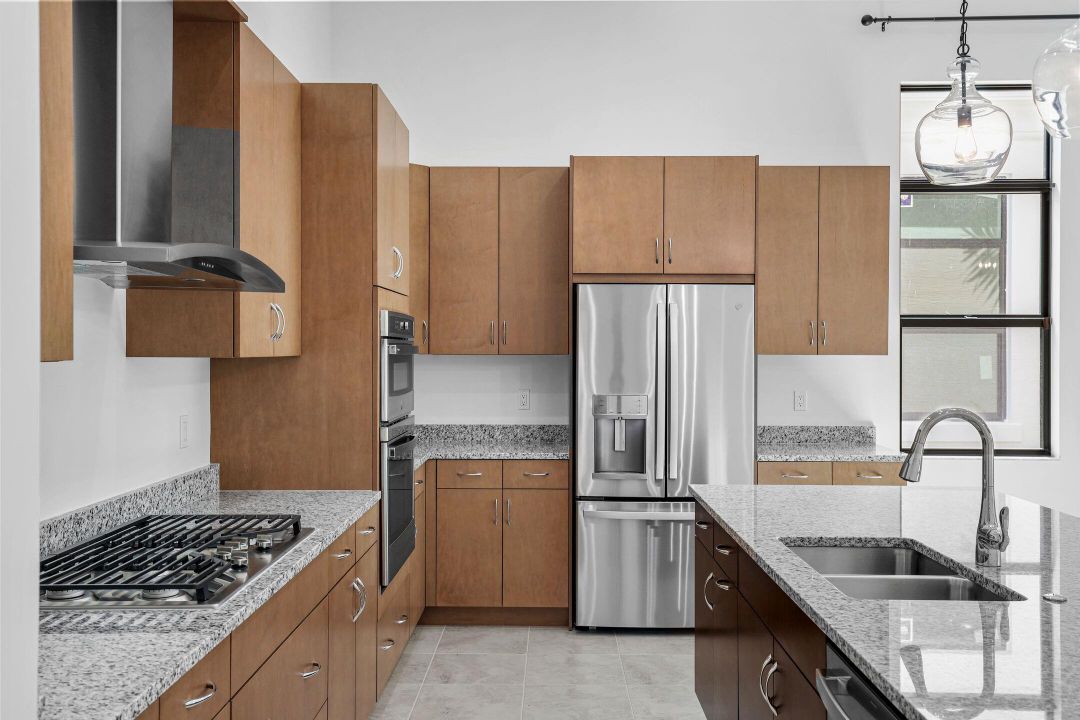 En Renta: $8,500 (4 camas, 3 baños, 2917 Pies cuadrados)