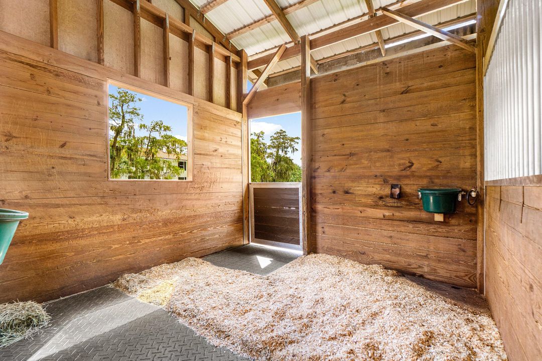 En Venta: $1,995,000 (5 camas, 3 baños, 2860 Pies cuadrados)